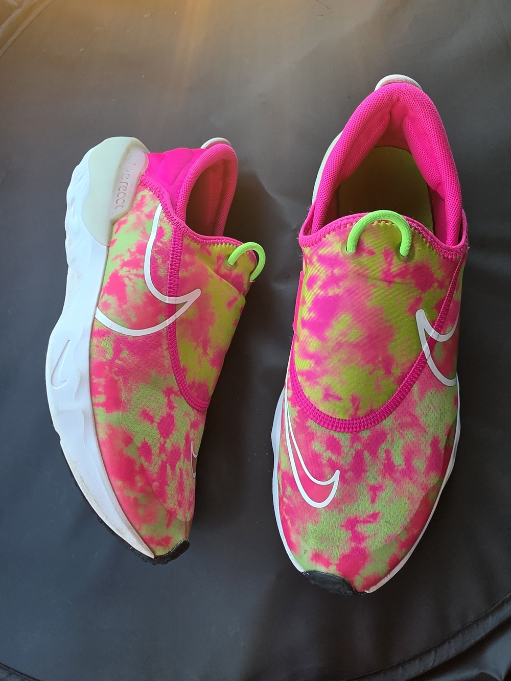 Nike Air Flow GS Big Girl’s Slip-On Athletic Shoe- Hot Pink & Lime Green Tie-Dye